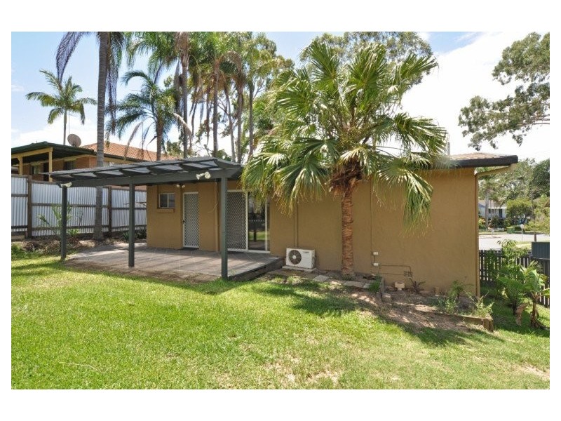 56 Kindra Avenue, Southport QLD 4215