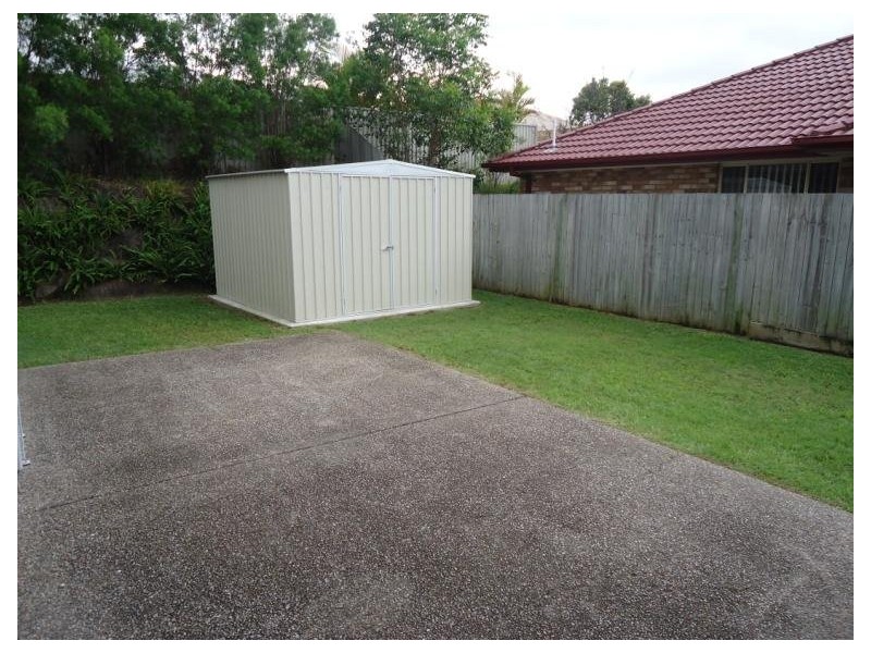 93 Crestwood Drive, Molendinar QLD 4214