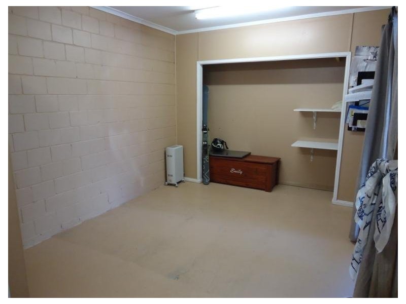 2/5 Orkney Place, Labrador QLD 4215