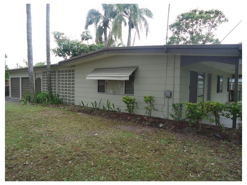 13 Milton Avenue, Paradise Point QLD 4216