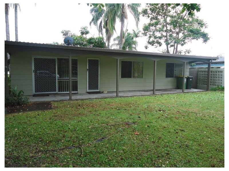 13 Milton Avenue, Paradise Point QLD 4216