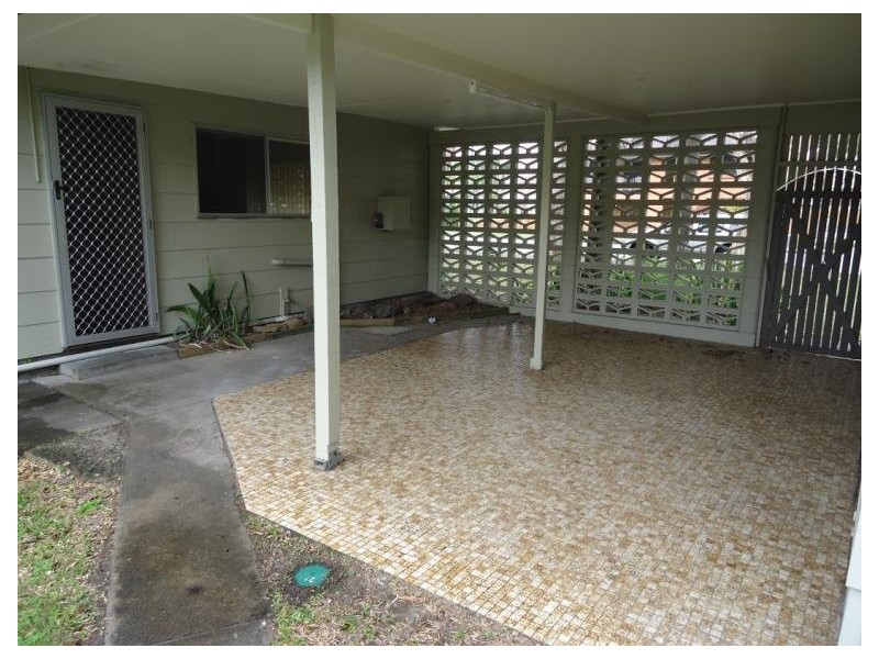 13 Milton Avenue, Paradise Point QLD 4216
