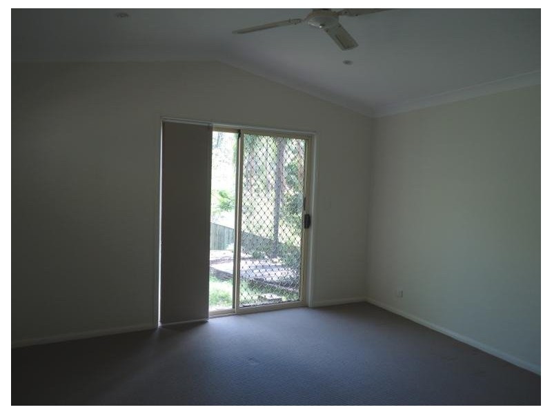 17 Phoenix Steet, Pacific Pines QLD 4211