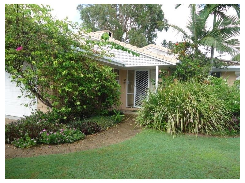 298 Central Street, Arundel QLD 4214