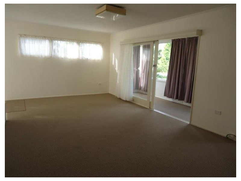 9 Oleander Avenue, Biggera Waters QLD 4216