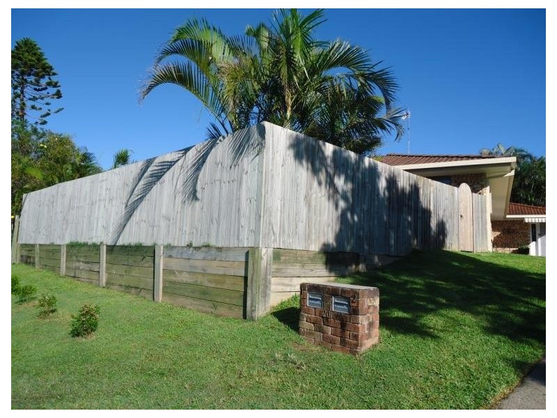 1/20 Botanical Drive, Labrador QLD 4215