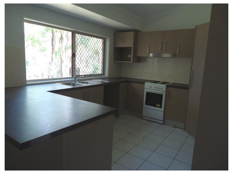 40 Ballybunion Drive, Parkwood QLD 4214