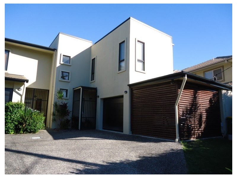 50B Bayview Street, Runaway Bay QLD 4216
