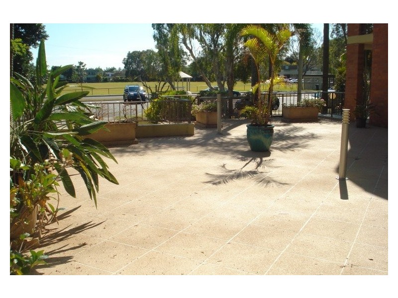 7/42 Falkinder Avenue, Paradise Point QLD 4216