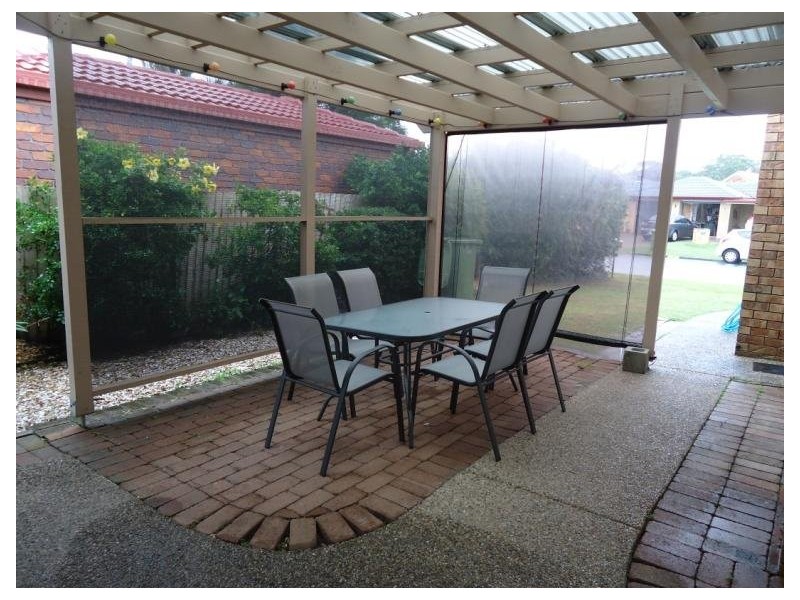 2/11 Maiala Close, Paradise Point QLD 4216