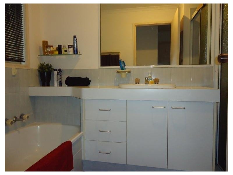 2/11 Maiala Close, Paradise Point QLD 4216