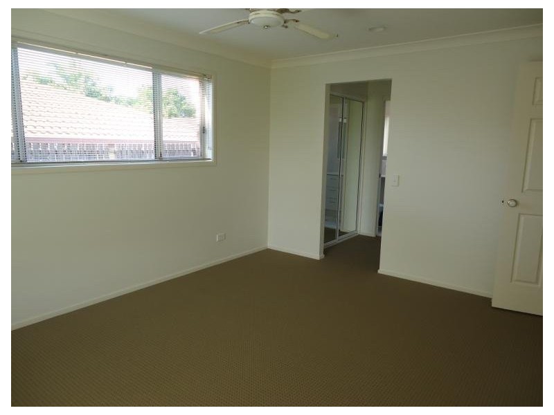 1 Morfantaine Terrace, Parkwood QLD 4214