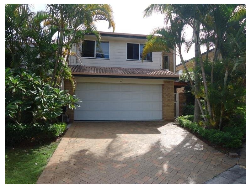 11 Thyme Court, Runaway Bay QLD 4216