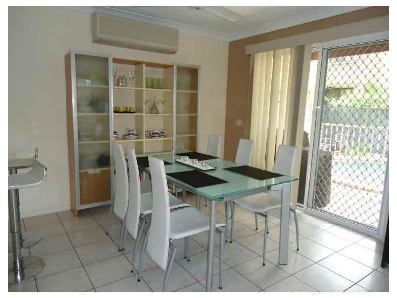 11 Thyme Court, Runaway Bay QLD 4216