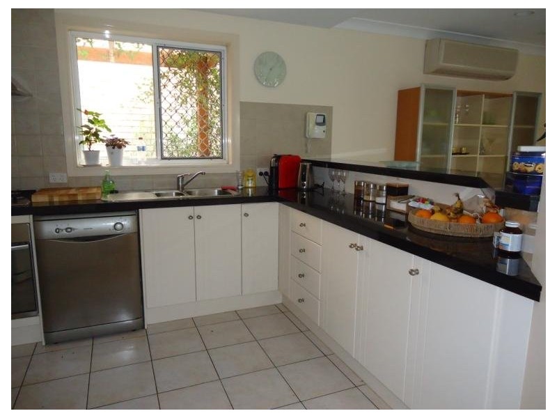 11 Thyme Court, Runaway Bay QLD 4216