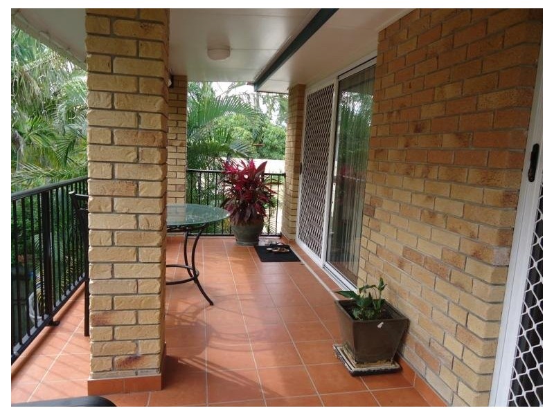 11 Thyme Court, Runaway Bay QLD 4216
