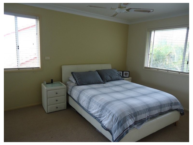 3/17 Kenny Drive, Labrador QLD 4215