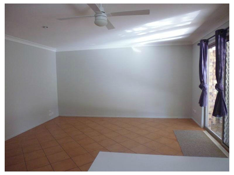 2/3 Harvey Court, Labrador QLD 4215