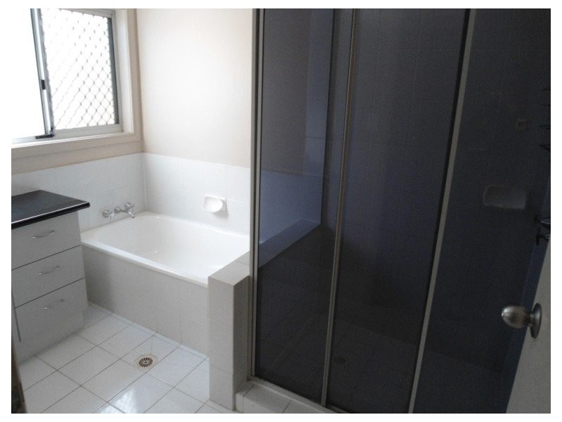 271 Central Street, Arundel QLD 4214