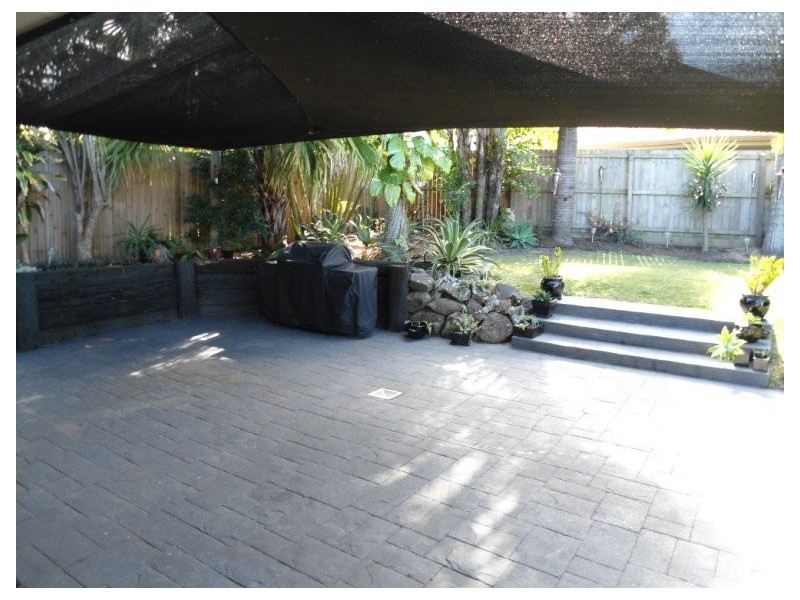 271 Central Street, Arundel QLD 4214