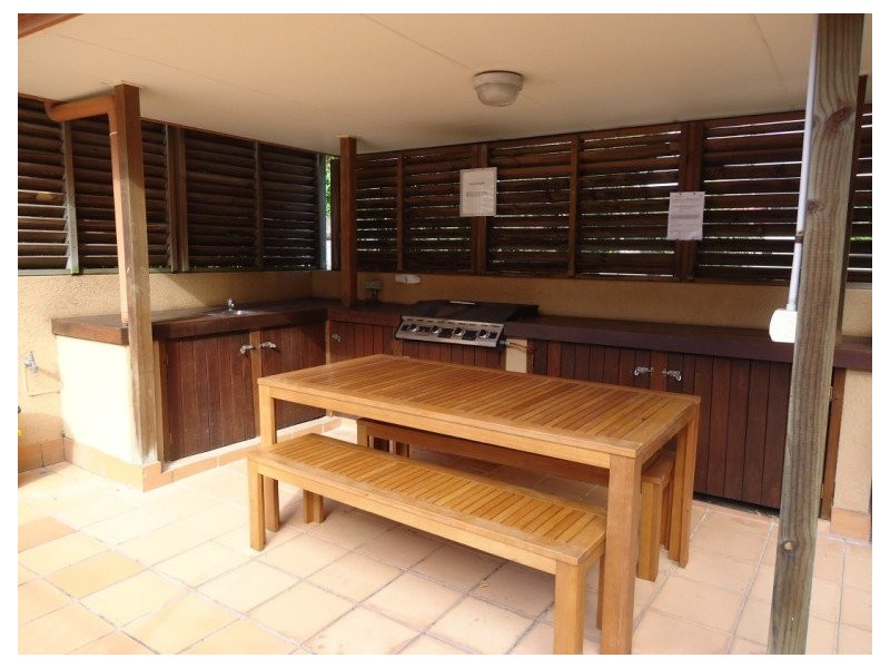 8/83 Brighton Street, Biggera Waters QLD 4216