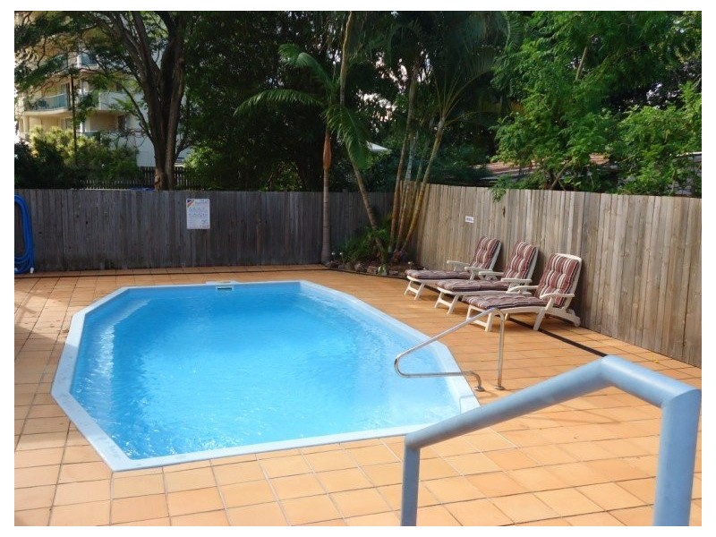 8/83 Brighton Street, Biggera Waters QLD 4216