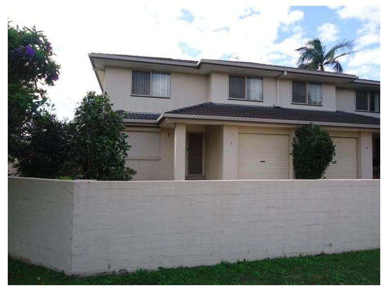 1/21 Central Street, Labrador QLD 4215