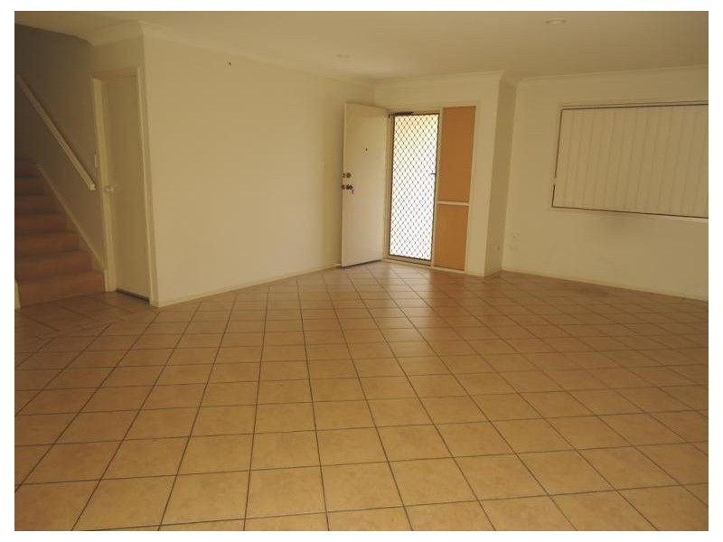 1/21 Central Street, Labrador QLD 4215