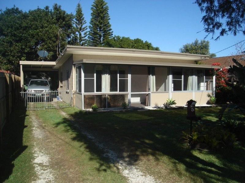 50 Bruce Avenue, Paradise Point QLD 4216
