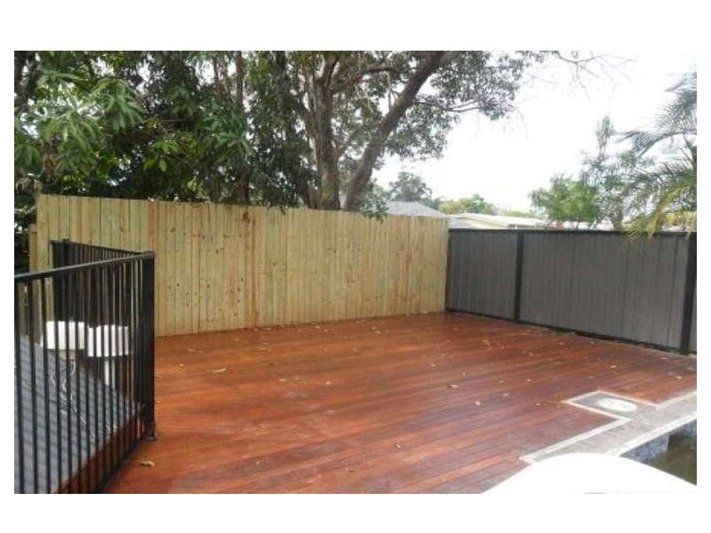 19 Kingsley Street, Labrador QLD 4215