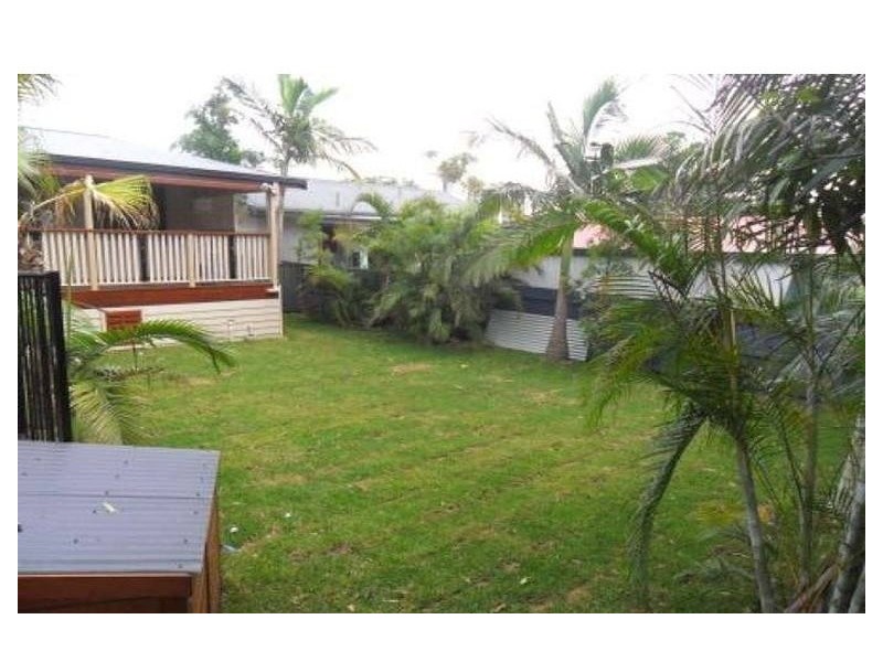 19 Kingsley Street, Labrador QLD 4215