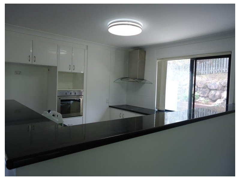 5 Inman Court, Pacific Pines QLD 4211