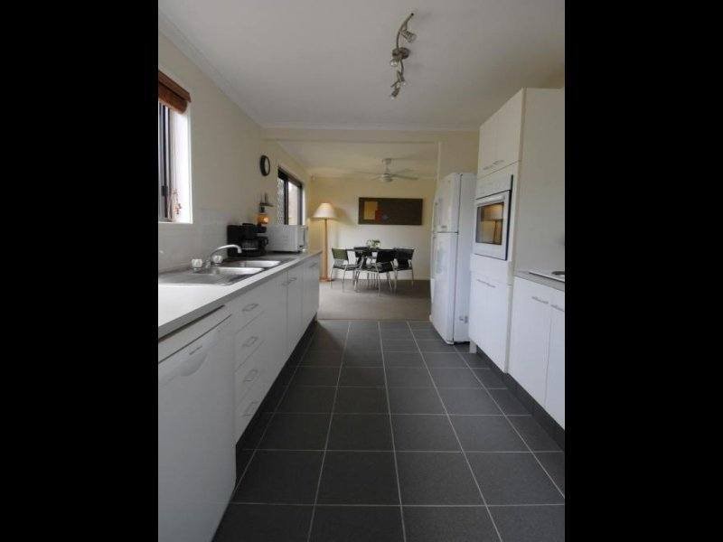 8/35 McMillan Street, Labrador QLD 4215