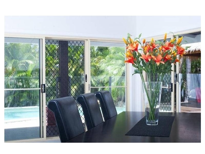 106 Monterey Keys Drive, Helensvale QLD 4212