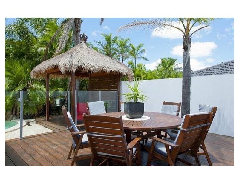 106 Monterey Keys Drive, Helensvale QLD 4212