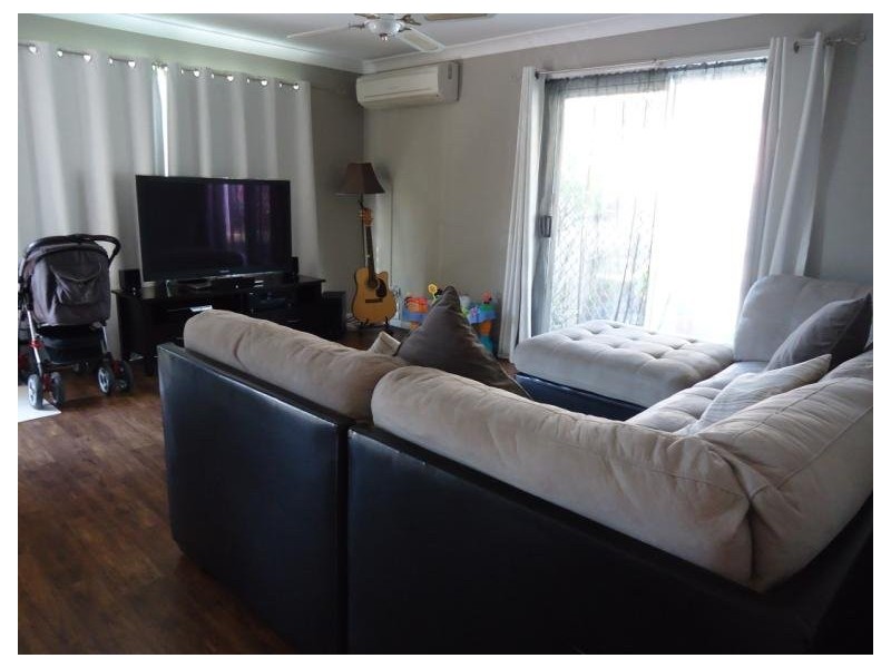 1/18 Annette Court, Labrador QLD 4215