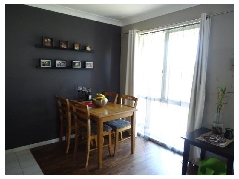 1/18 Annette Court, Labrador QLD 4215