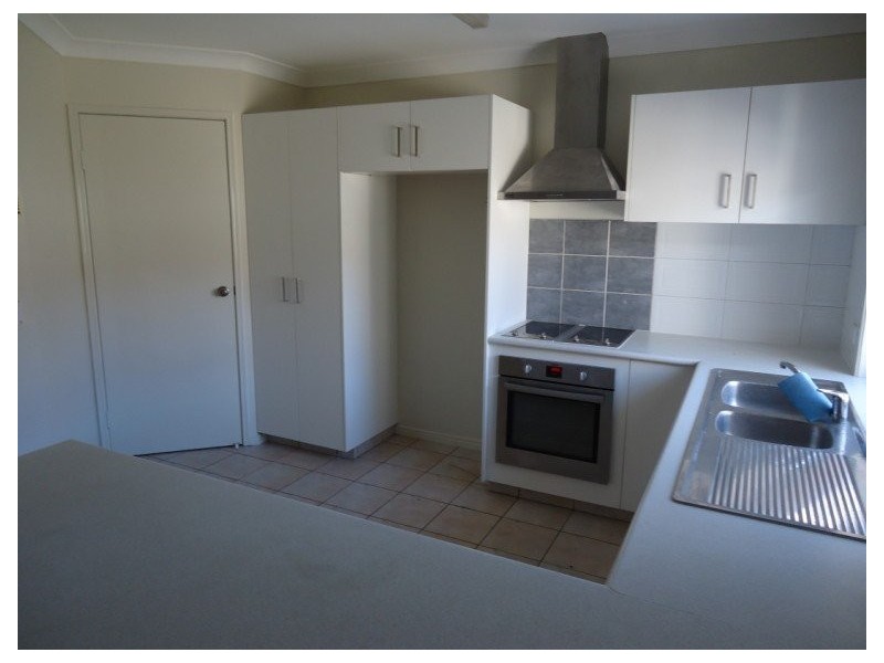 43 Henry Cotton Drive, Parkwood QLD 4214