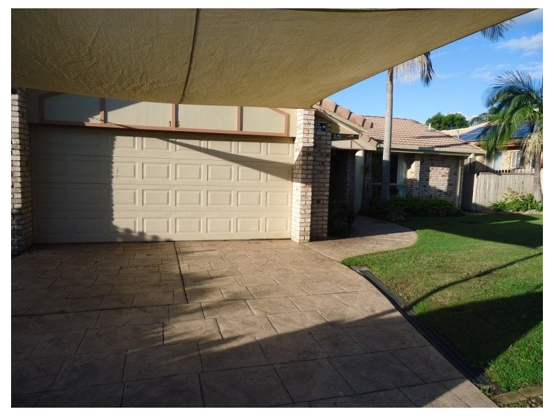 16 Daintree Drive, Parkwood QLD 4214