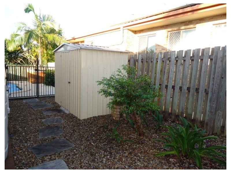 16 Daintree Drive, Parkwood QLD 4214