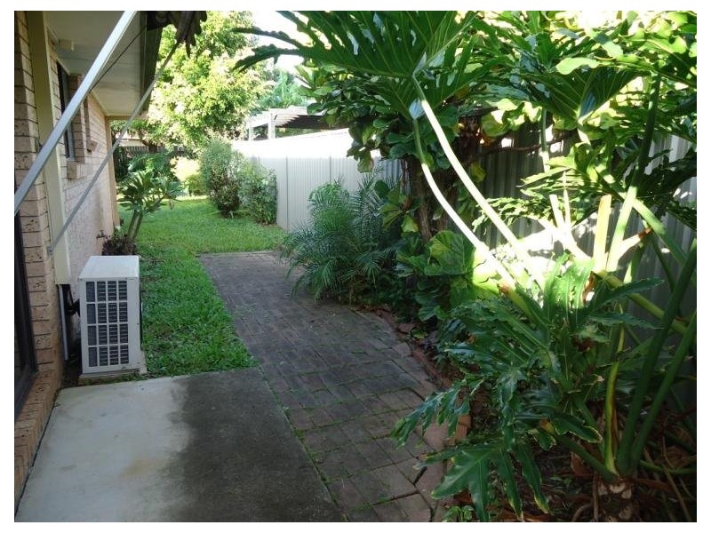 1/20 Stephenson Street, Labrador QLD 4215