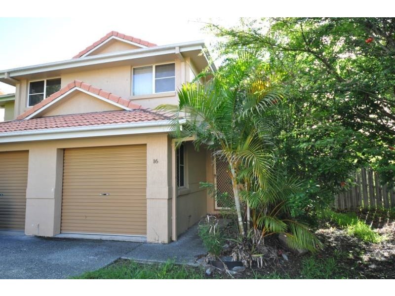 16/127 Greenacre Drive, Parkwood QLD 4214