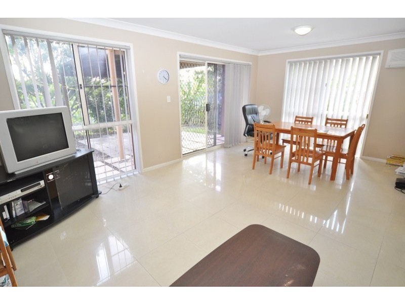 16/127 Greenacre Drive, Parkwood QLD 4214