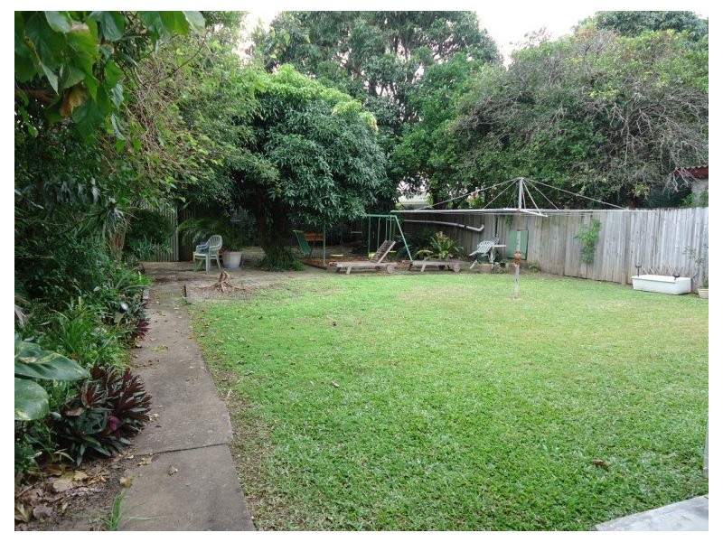 15 Nevenia Street, Labrador QLD 4215