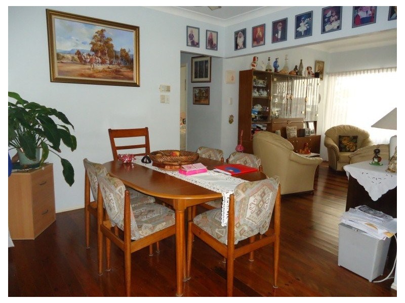 15 Nevenia Street, Labrador QLD 4215