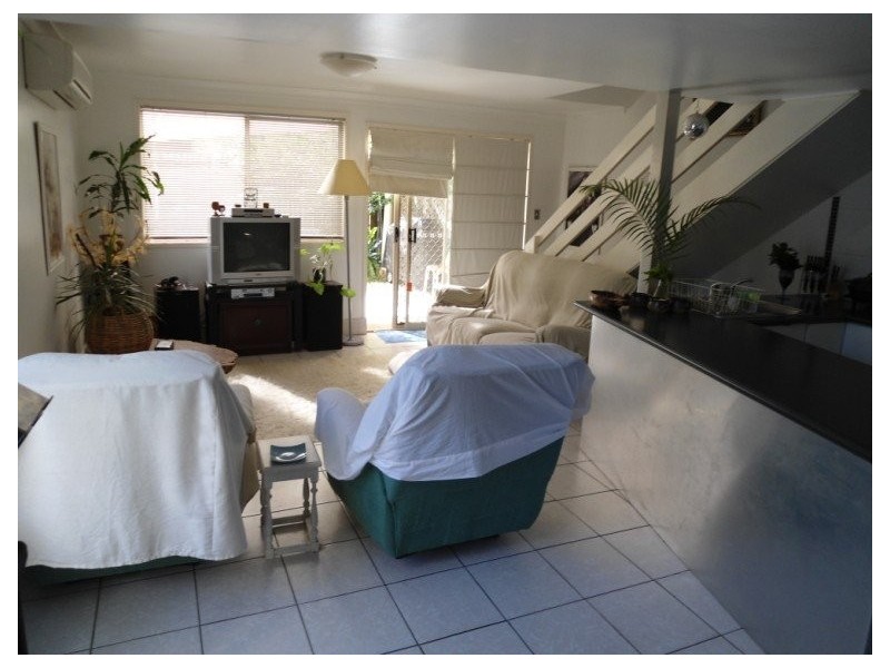 21/81 Olsen Avenue, Labrador QLD 4215