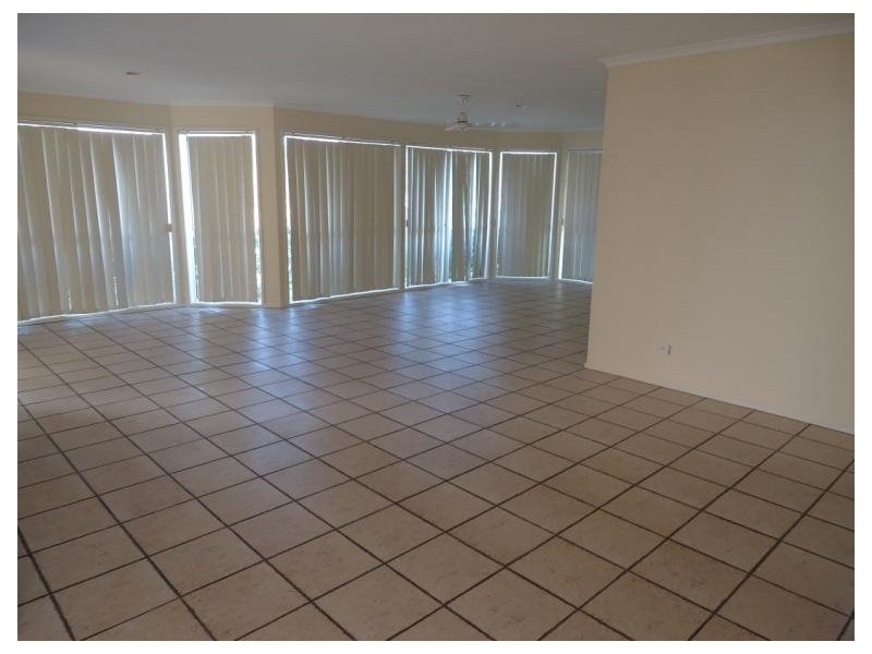 51 Audrey Avenue, Helensvale QLD 4212