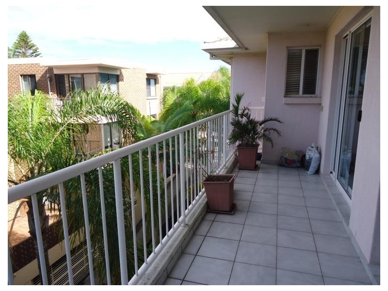 8/496 Marine Parade, Biggera Waters QLD 4216