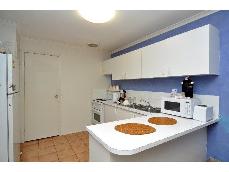 1/2 Echidna Court, Coombabah QLD 4216