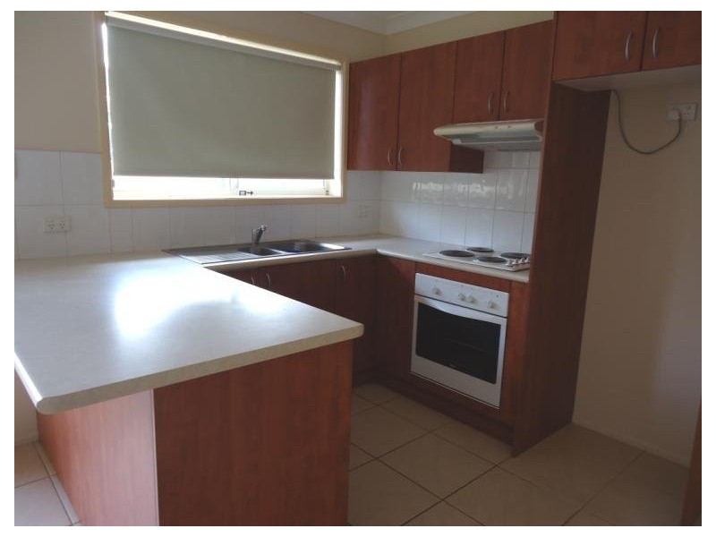 2/11 Hollywell Road, Biggera Waters QLD 4216